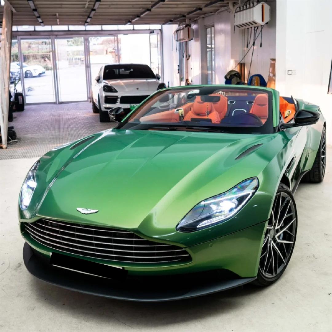 Gloss Metallic Iridescent Emerald Green Car Vinyl Wrap product image 3 - Veloro metallic vinyl wrap