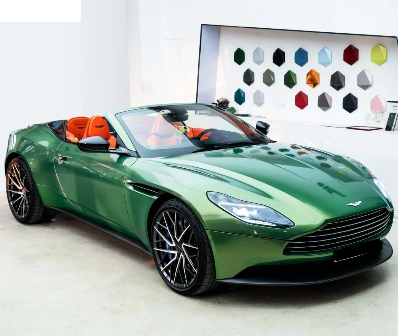Gloss Metallic Iridescent Emerald Green Car Vinyl Wrap product image 4 - Veloro metallic vinyl wrap