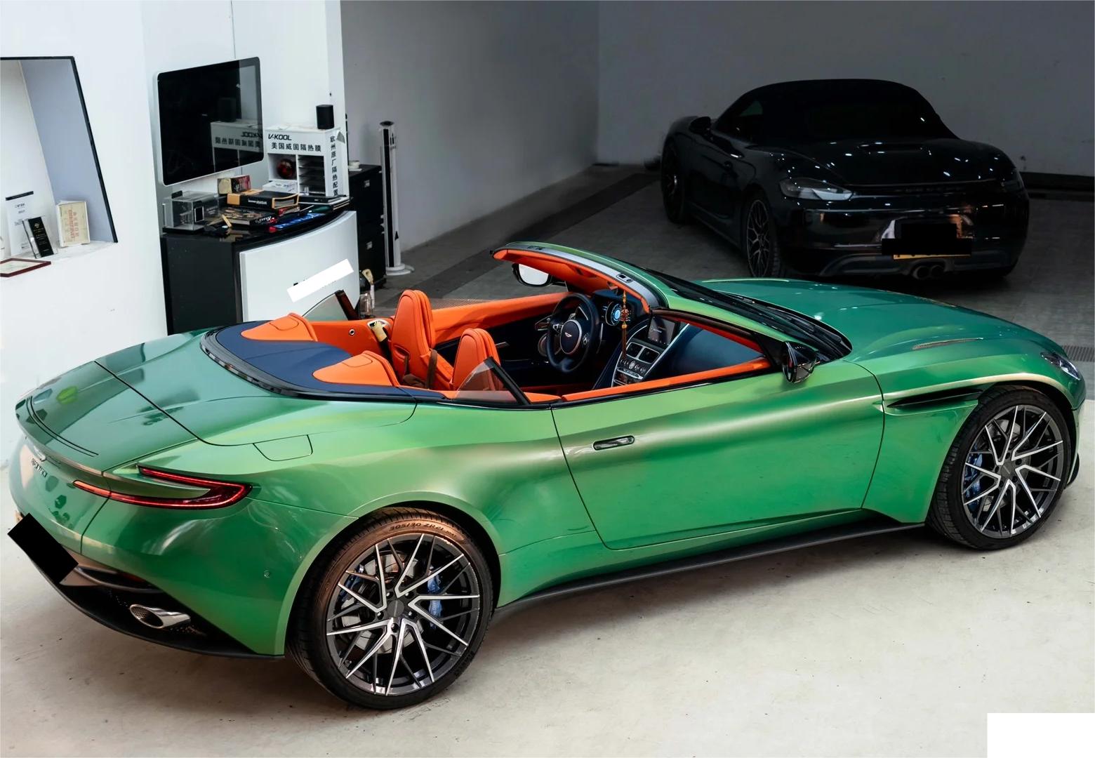 Gloss Metallic Iridescent Emerald Green Car Vinyl Wrap product image 6 - Veloro metallic vinyl wrap
