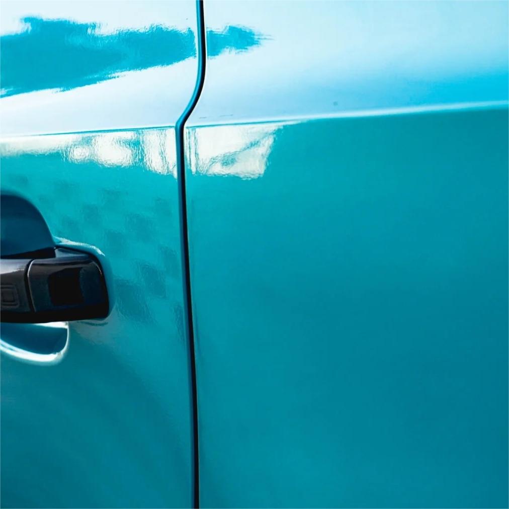 Gloss Metallic Lake Blue Car Vinyl Wrap product image 5 - Veloro metallic vinyl wrap