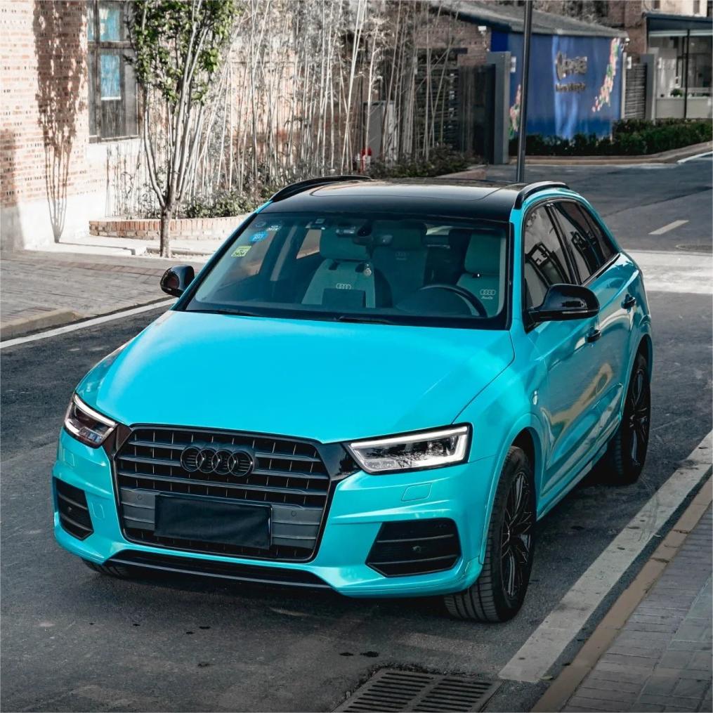 Gloss Metallic Lake Blue Car Vinyl Wrap product image 2 - Veloro metallic vinyl wrap