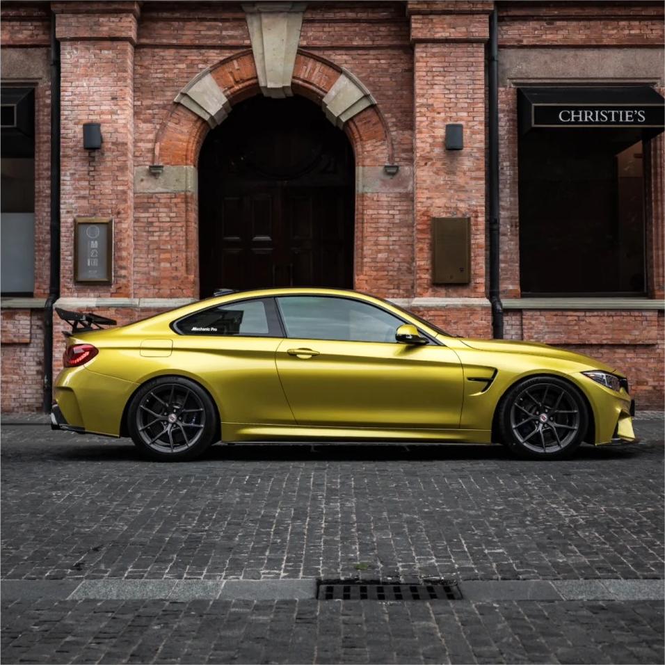 Gloss Metallic Lemon Yellow Car Vinyl Wrap product image 3 - Veloro metallic vinyl wrap