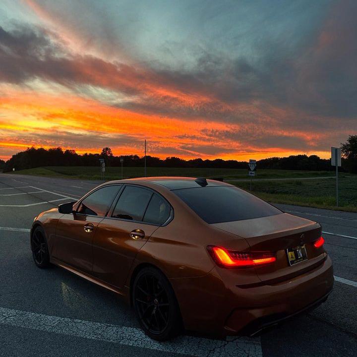Gloss Metallic Liquid Copper Brown Car Vinyl Wrap product image 7 - Veloro metallic vinyl wrap
