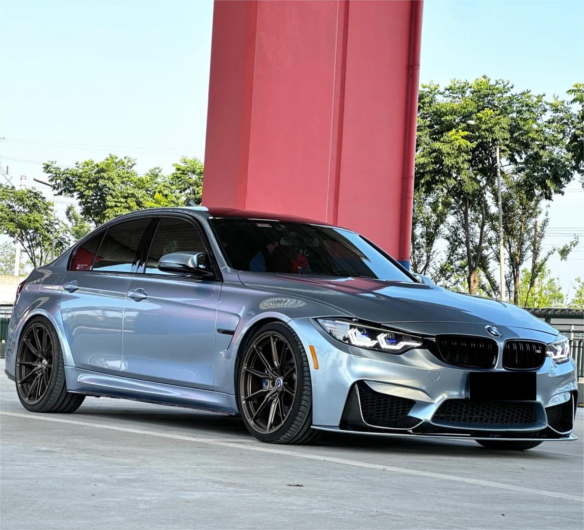 Gloss Metallic Liquid Grey Silver Car Vinyl Wrap PET product image 5 - Veloro metallic vinyl wrap