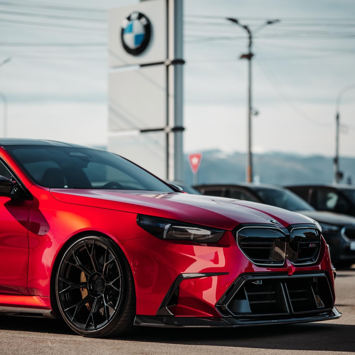 Gloss Metallic Liquid Ruby Red Car Vinyl Wrap PET product image 14 - Veloro metallic vinyl wrap