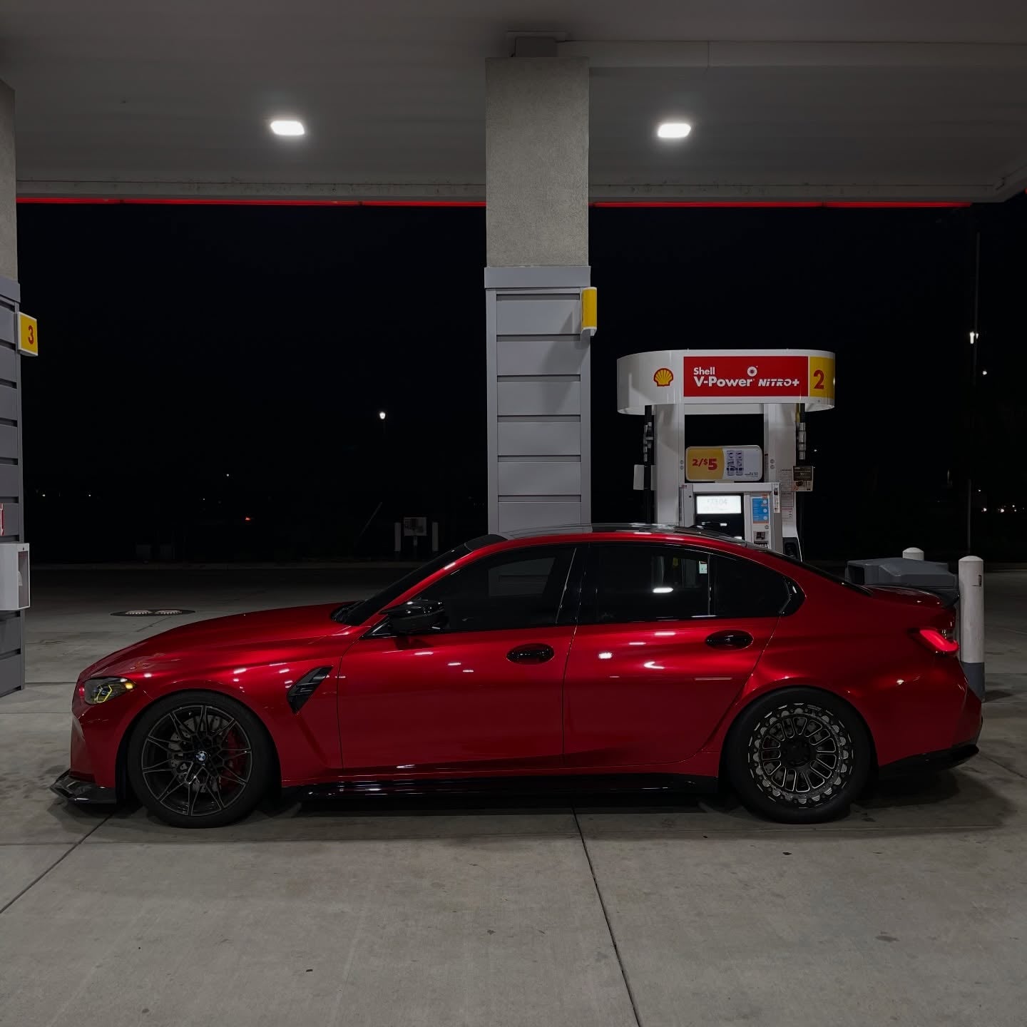 Gloss Metallic Liquid Ruby Red Car Vinyl Wrap PET product image 4 - Veloro metallic vinyl wrap