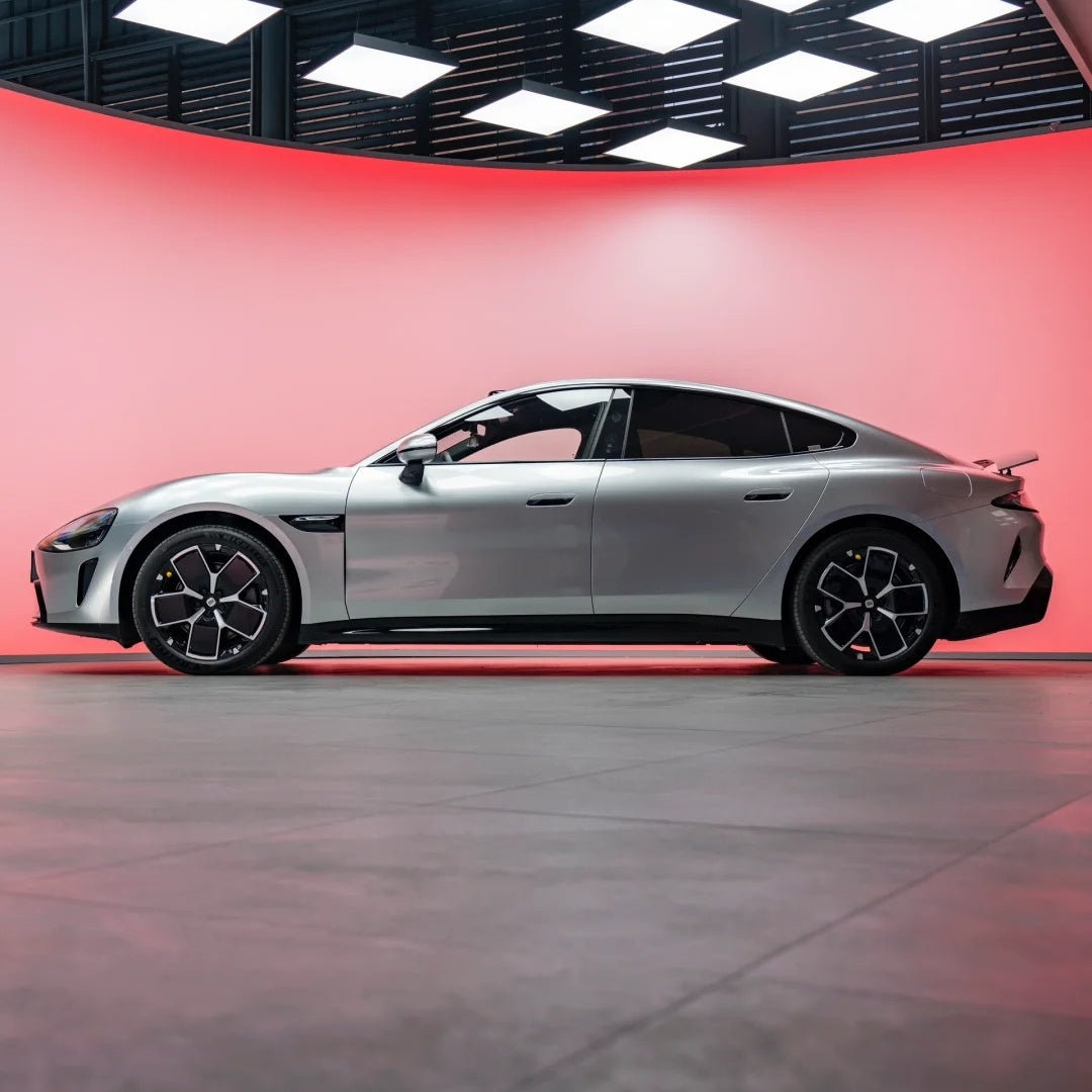 Gloss Metallic Liquid Silver Car Vinyl Wrap PET product image 6 - Veloro metallic vinyl wrap