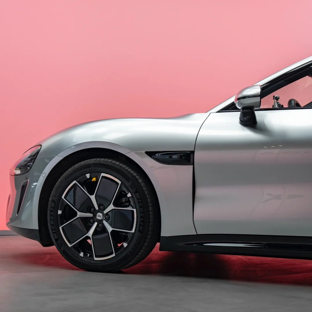 Gloss Metallic Liquid Silver Car Vinyl Wrap PET product image 10 - Veloro metallic vinyl wrap
