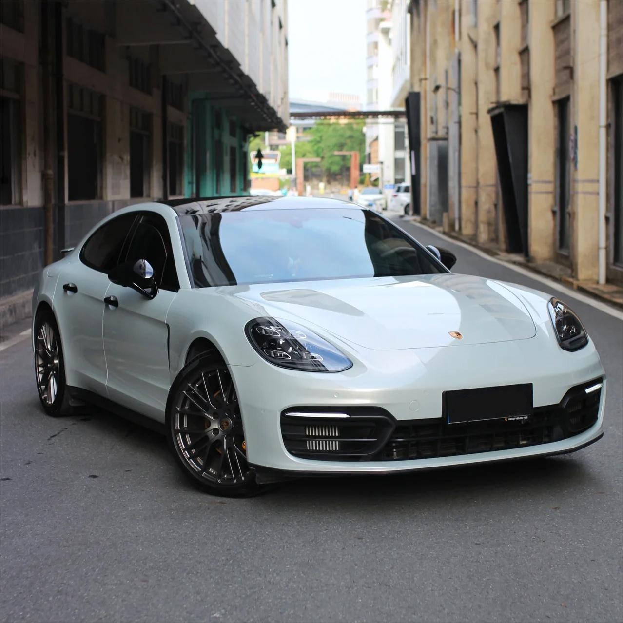 Gloss Metallic Martin Silver Grey Car Vinyl Wrap Porsche PET product image 3 - Veloro metallic vinyl wrap