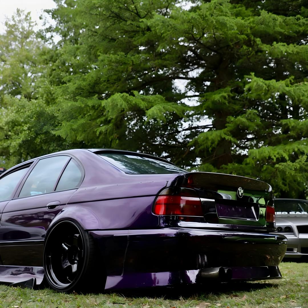 Gloss Metallic Midnight Purple Car Vinyl Wrap BMW PET product image 7 - Veloro metallic vinyl wrap