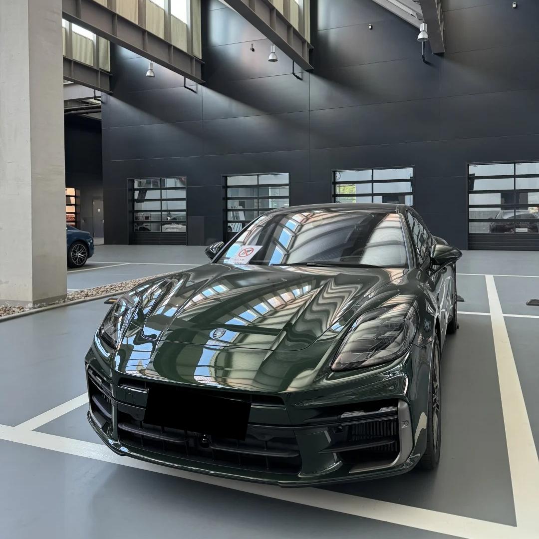 Gloss Metallic Oak Green Car Vinyl Wrap Porsche PET product image 10 - Veloro metallic vinyl wrap