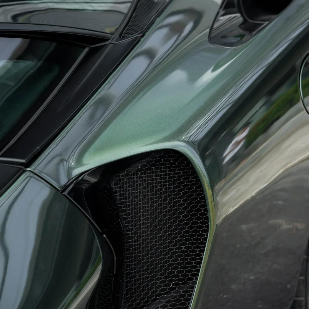 Gloss Metallic Oak Green Car Vinyl Wrap Porsche PET product image 6 - Veloro metallic vinyl wrap