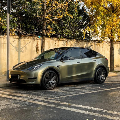 Gloss Metallic Pangu Green Car Vinyl Wrap product image 4 - Veloro metallic vinyl wrap