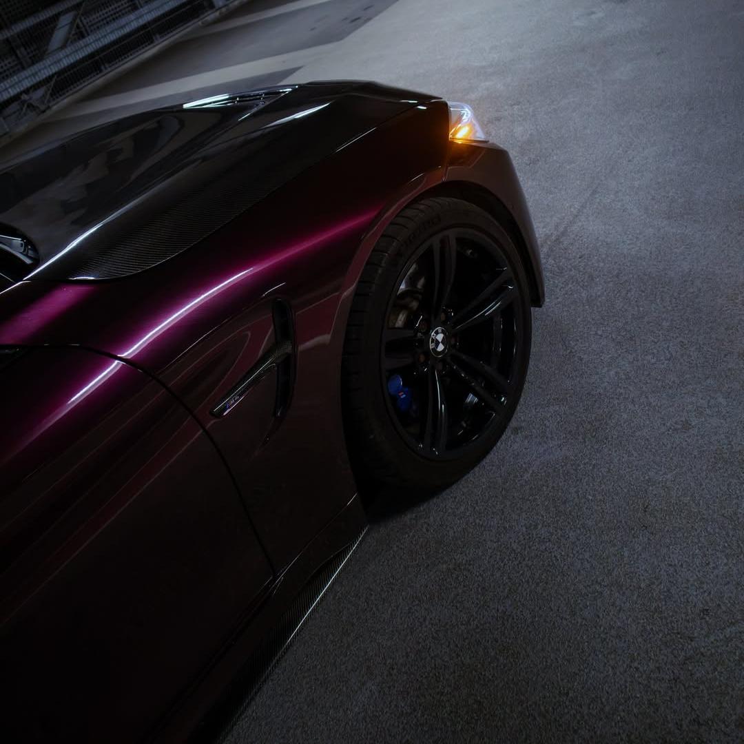 Gloss Metallic Plum Purple Car Vinyl Wrap PET product image 3 - Veloro metallic vinyl wrap