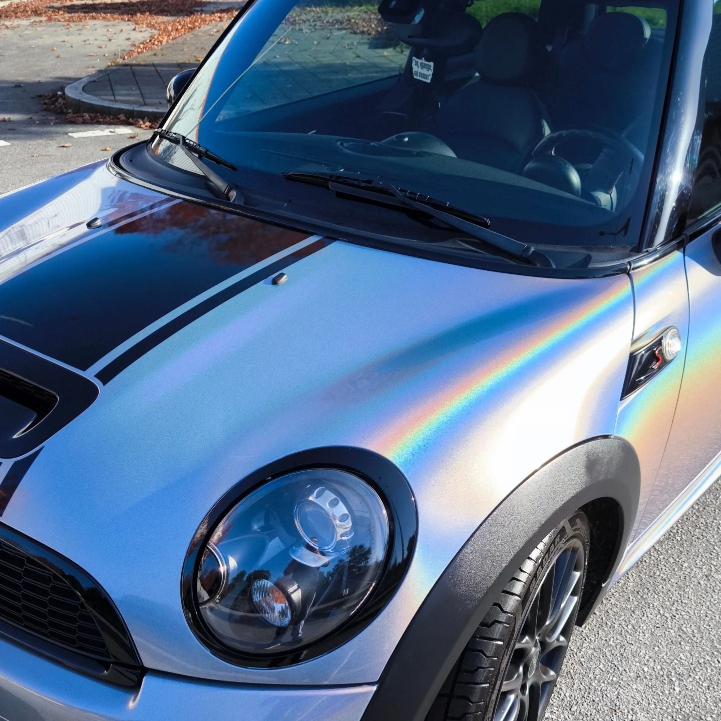 Gloss Metallic Rainbow Holographic Silver Car Vinyl Wrap PET product image 9 - Veloro metallic vinyl wrap