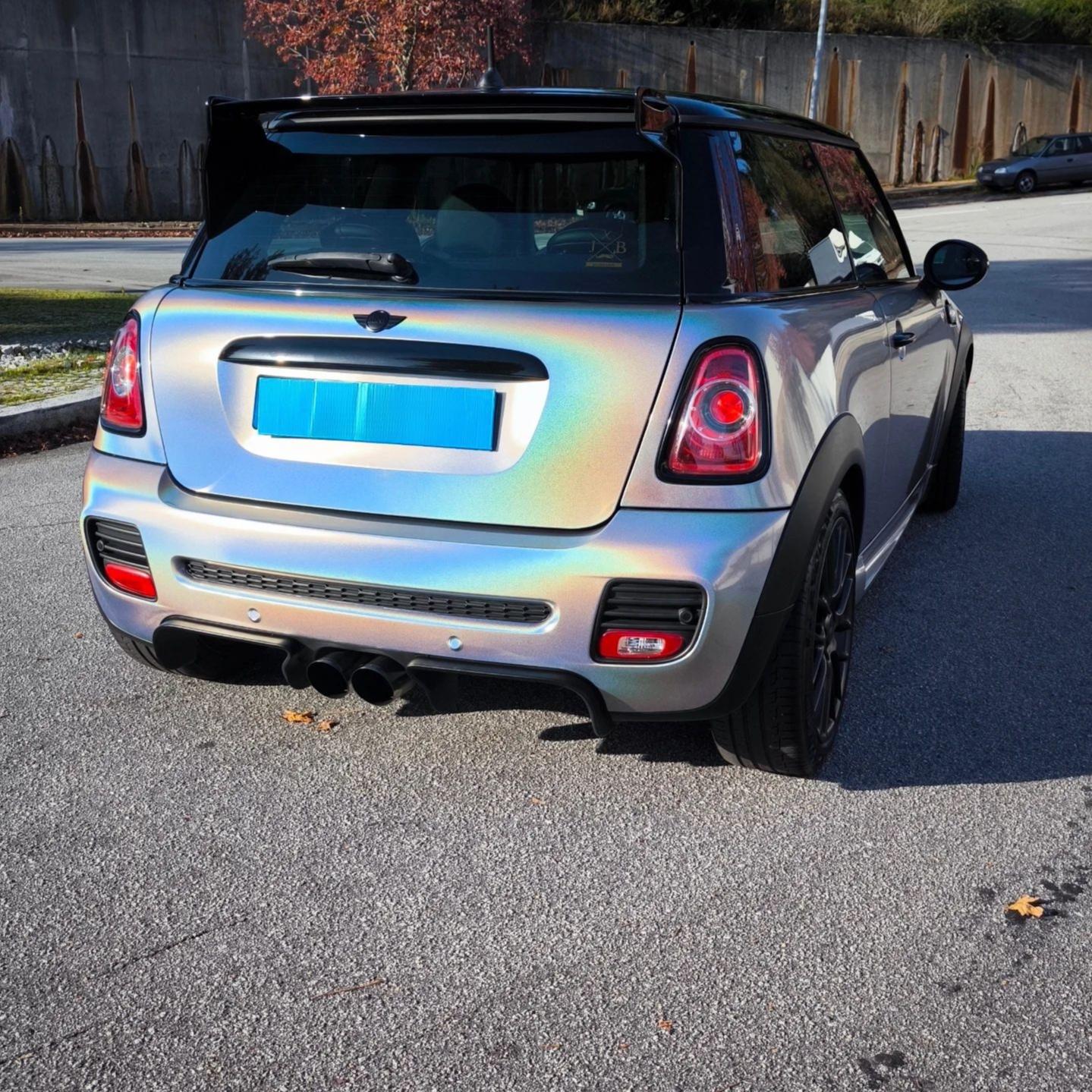 Gloss Metallic Rainbow Holographic Silver Car Vinyl Wrap PET product image 10 - Veloro metallic vinyl wrap