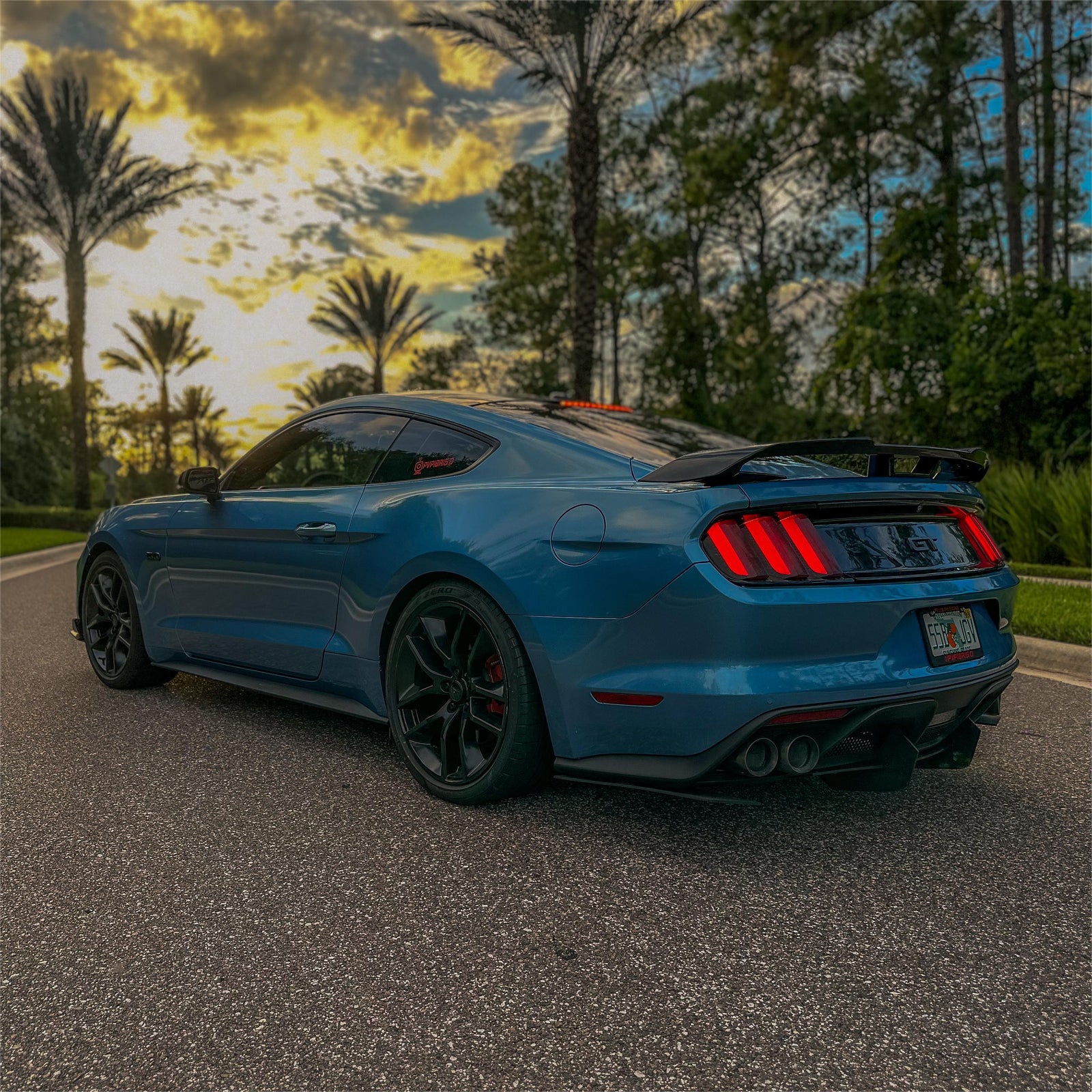 Gloss Metallic Rainbow Laser Blue Car Vinyl Wrap product image 9 - Veloro metallic vinyl wrap