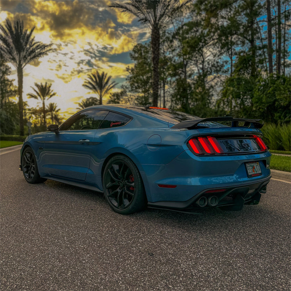 Gloss Metallic Rainbow Laser Blue Car Vinyl Wrap product image 9 - Veloro metallic vinyl wrap