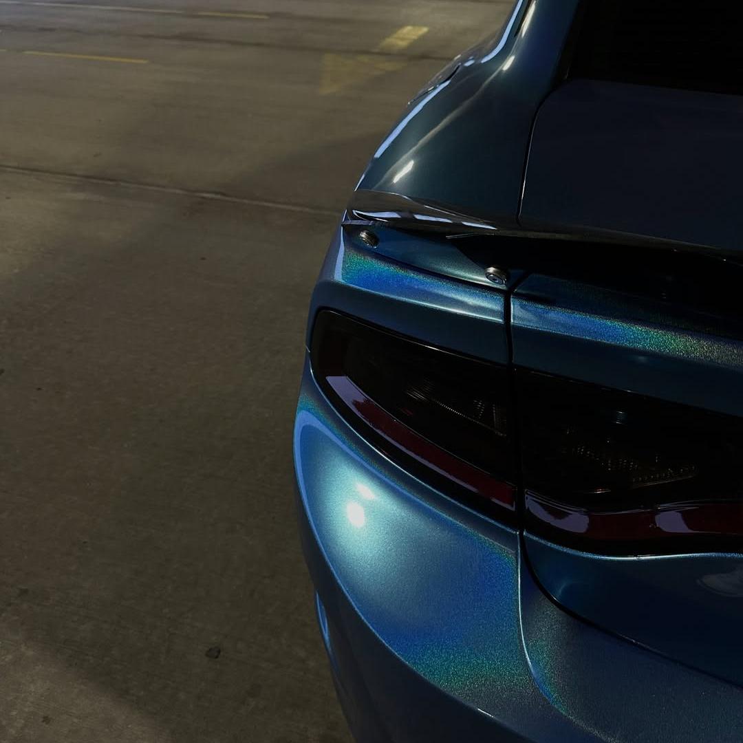 Gloss Metallic Rainbow Laser Blue Car Vinyl Wrap product image 10 - Veloro metallic vinyl wrap