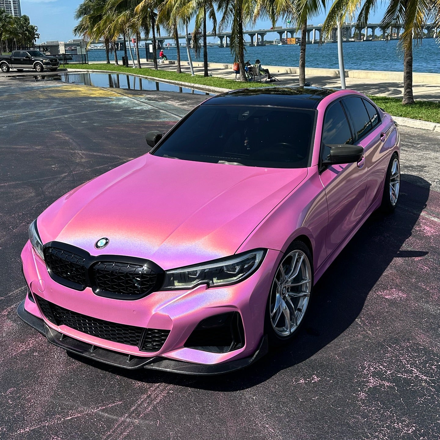 Gloss Metallic Rainbow Laser Pink Car Vinyl Wrap product image 10 - Veloro metallic vinyl wrap