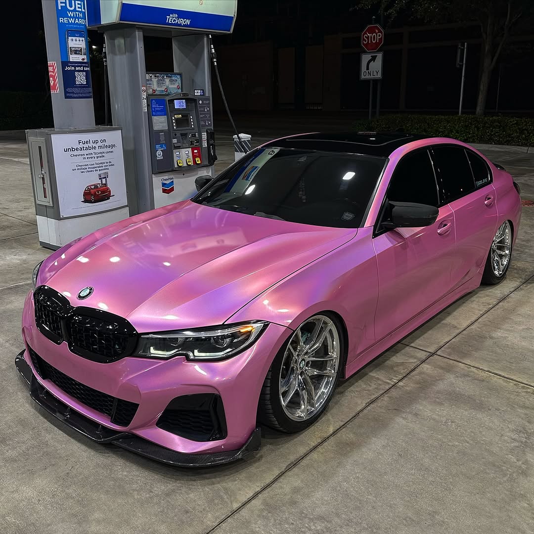 Gloss Metallic Rainbow Laser Pink Car Vinyl Wrap product image 7 - Veloro metallic vinyl wrap