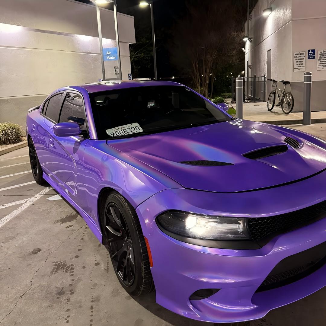 Gloss Metallic Rainbow Laser Purple Light Purple Car Vinyl Wrap product image 3 - Veloro metallic vinyl wrap