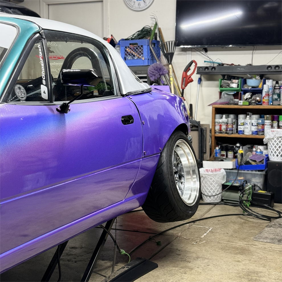 Gloss Metallic Rainbow Laser Purple Light Purple Car Vinyl Wrap product image 8 - Veloro metallic vinyl wrap