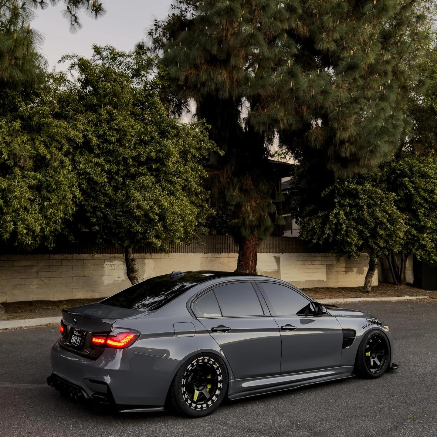 Gloss Metallic Tourmaline Grey Car Vinyl Wrap PET (Light) product image 12 - Veloro metallic vinyl wrap