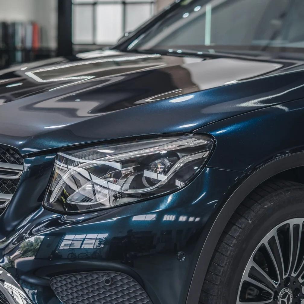 Gloss Metallic Turquoise Green Car Vinyl Wrap Benz PET product image 3 - Veloro metallic vinyl wrap