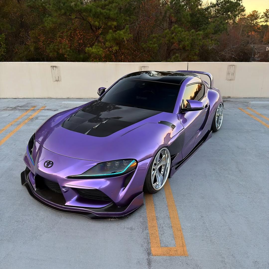 Gloss Metallic Viola Purple Car Vinyl Wrap PET product image 4 - Veloro metallic vinyl wrap