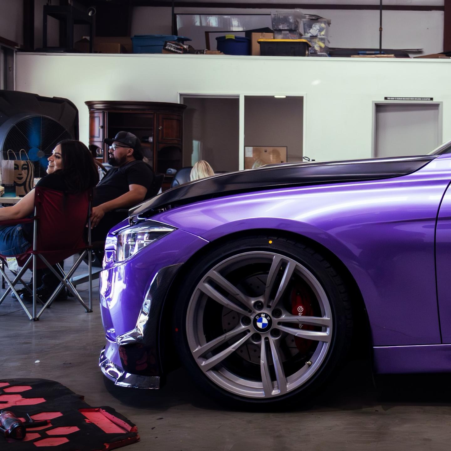 Gloss Metallic Viola Purple Car Vinyl Wrap PET product image 15 - Veloro metallic vinyl wrap