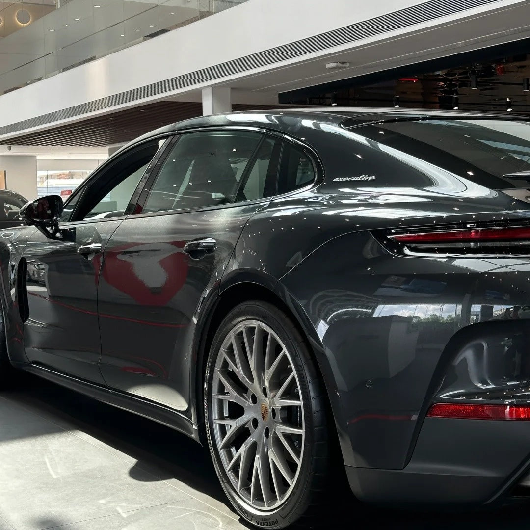 Gloss Metallic Volcano Grey Car Vinyl Wrap product image 9 - Veloro metallic vinyl wrap