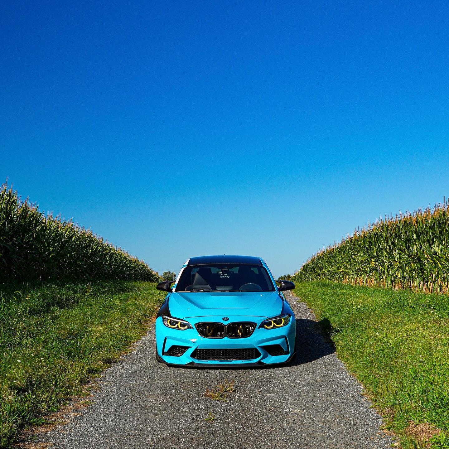 Gloss Miami Blue Car Vinyl Wrap Porsche PET product image 6 - Veloro gloss vinyl wrap