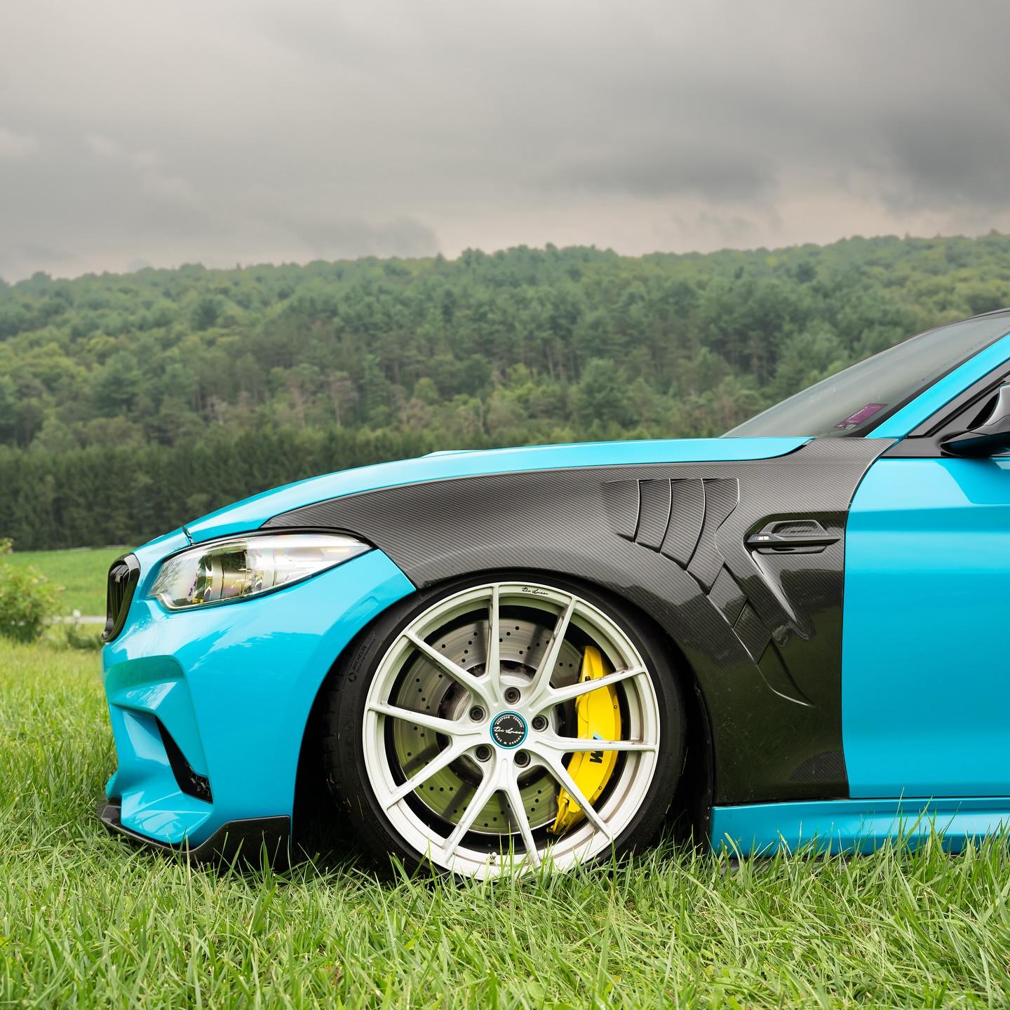 Gloss Miami Blue Car Vinyl Wrap Porsche PET product image 11 - Veloro gloss vinyl wrap