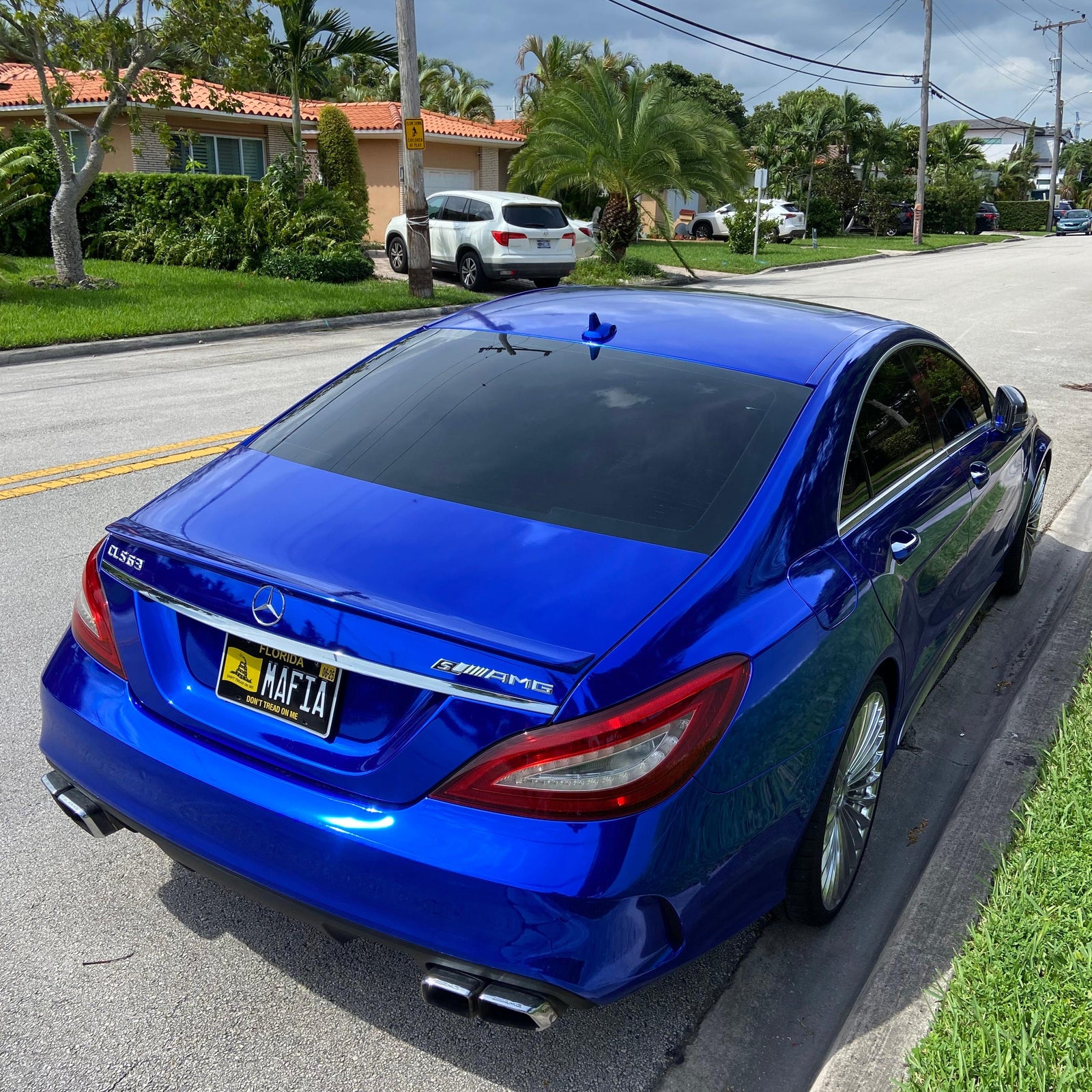 Gloss Mirror Chrome Blue Car Vinyl Wrap PET product image 5 - Veloro chrome vinyl wrap