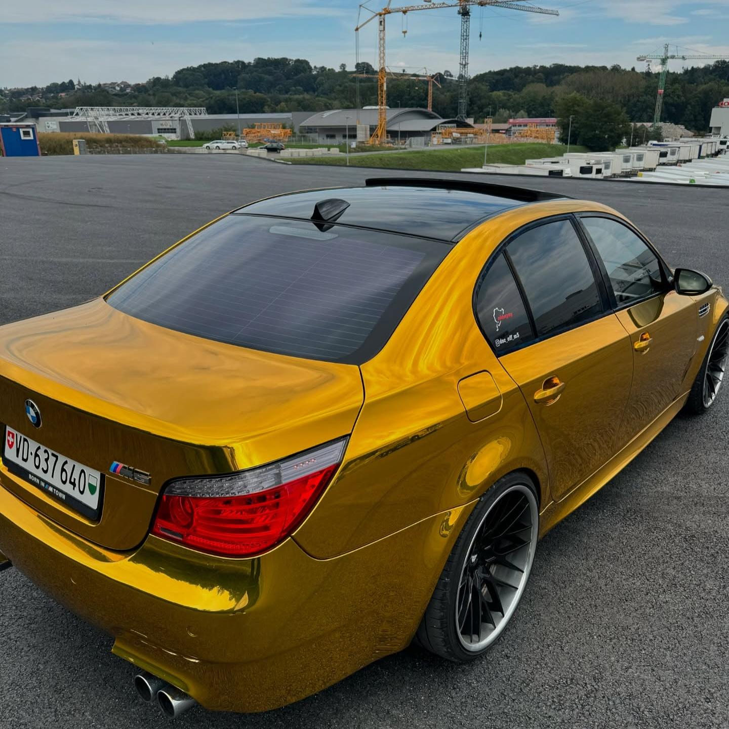 Gloss Mirror Chrome Yellow Car Vinyl Wrap product image 8 - Veloro chrome vinyl wrap