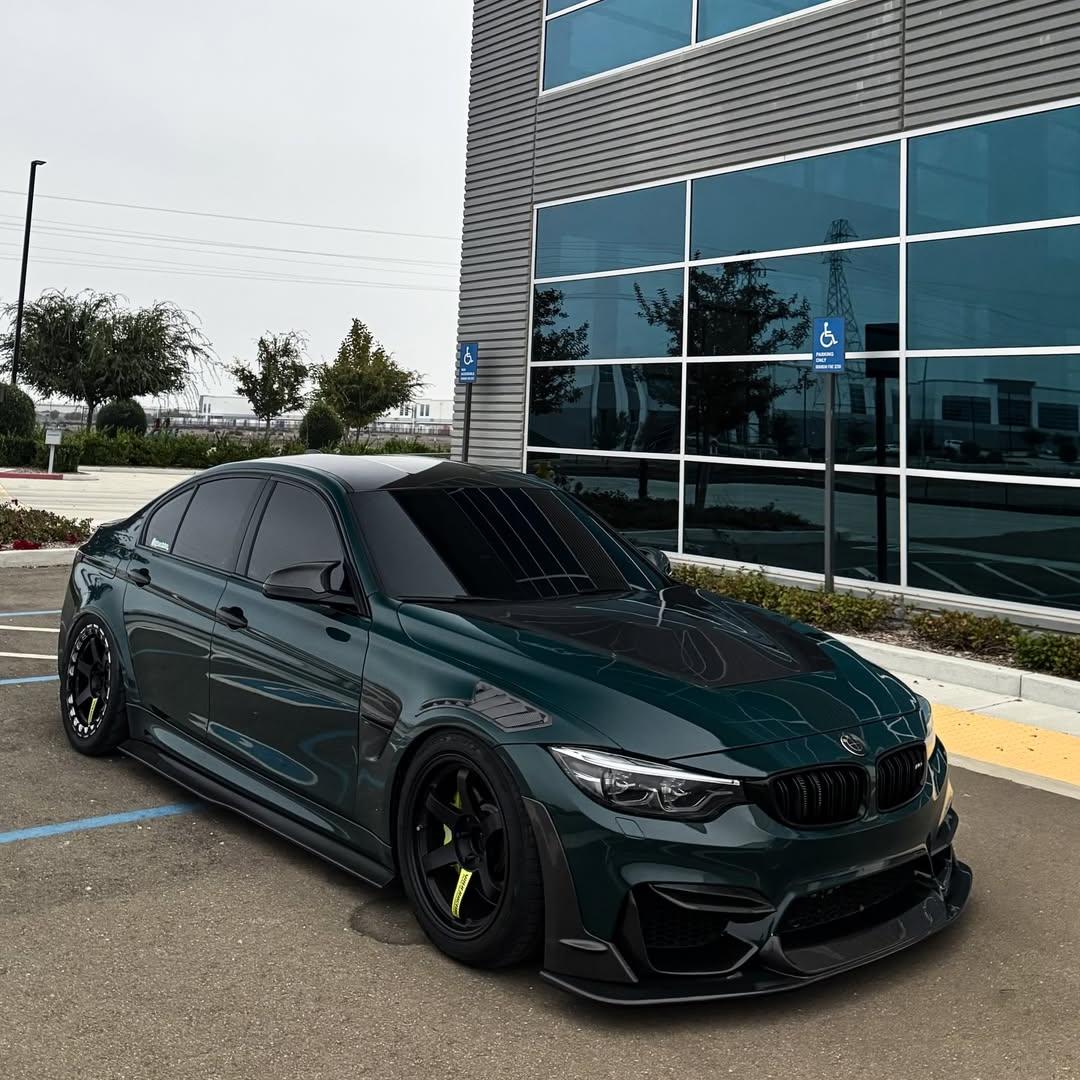 Gloss Mohsen Green Car Vinyl Wrap PET product image 3 - Veloro gloss vinyl wrap