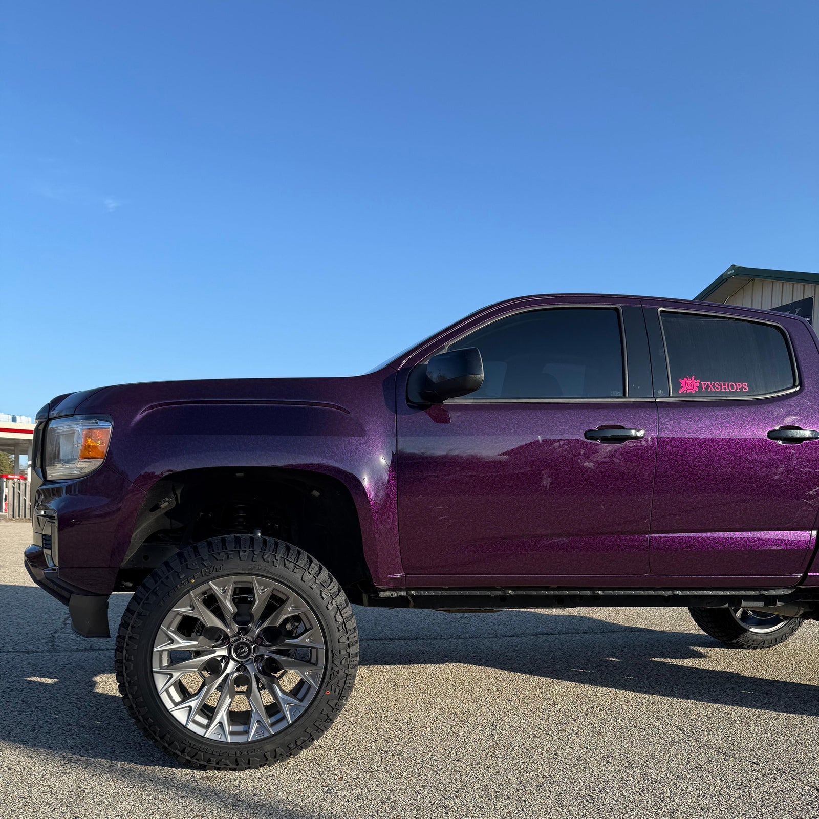 Gloss Purple Forged Carbon Fiber Car Vinyl Wrap PET product image 4 - Veloro carbon fiber vinyl wrap