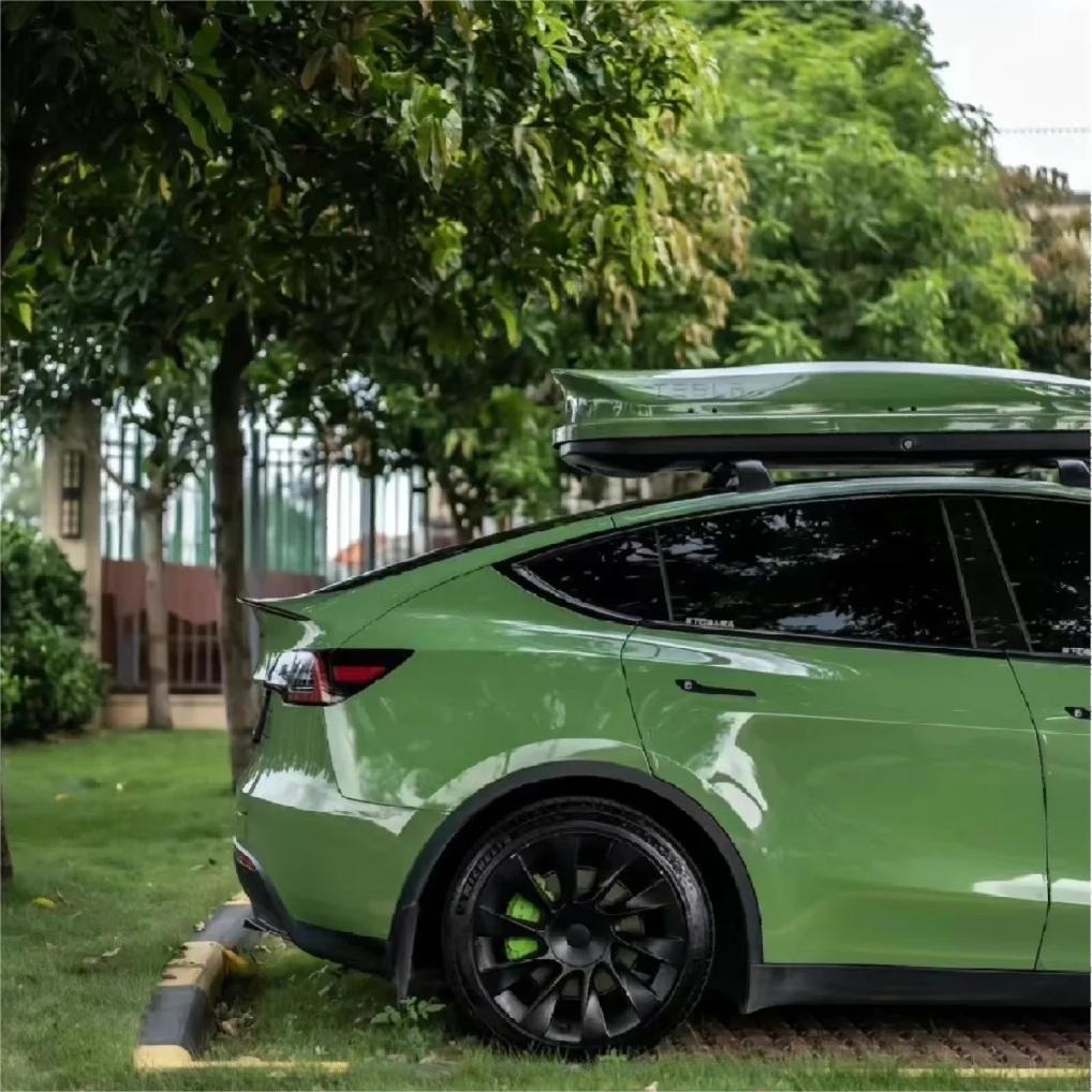 Gloss Racing Green Car Vinyl Wrap PET product image 3 - Veloro gloss vinyl wrap