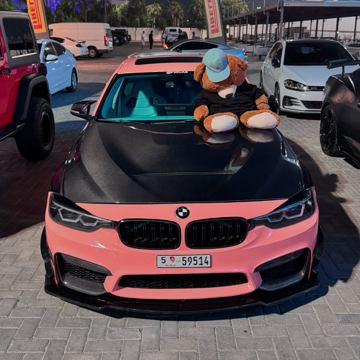 Gloss Salmon Pink Car Vinyl Wrap product image 13 - Veloro gloss vinyl wrap
