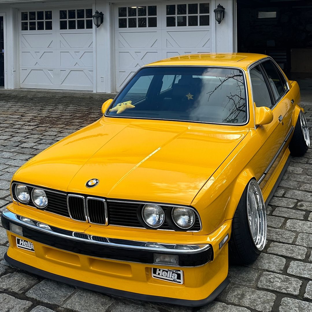 Gloss Sunflower Yellow Car Vinyl Wrap PET product image 6 - Veloro gloss vinyl wrap