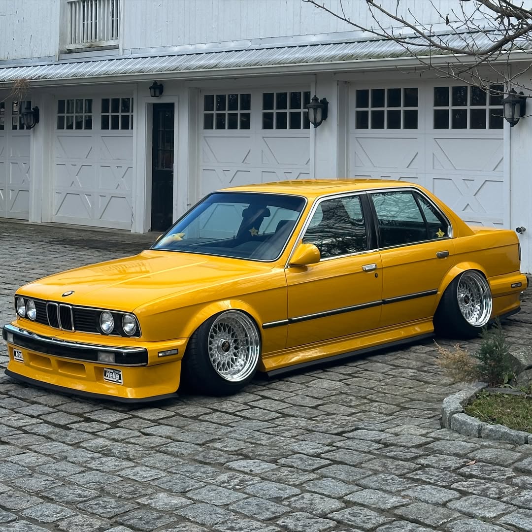 Gloss Sunflower Yellow Car Vinyl Wrap PET product image 9 - Veloro gloss vinyl wrap