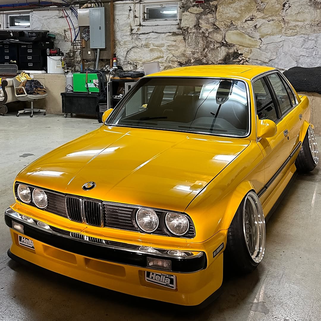 Gloss Sunflower Yellow Car Vinyl Wrap PET product image 5 - Veloro gloss vinyl wrap