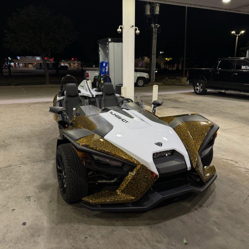 Gloss Yellow Forged Carbon Fiber Car Vinyl Wrap PET product image 2 - Veloro carbon fiber vinyl wrap