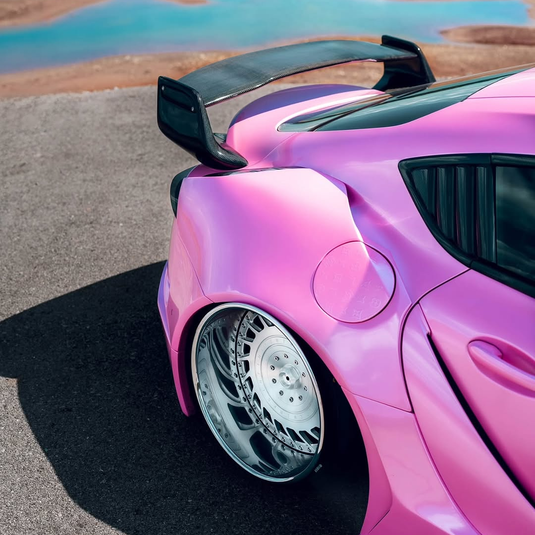 Glossy Metallic Shell Pink Car Vinyl Wrap PET product image 10 - Veloro metallic vinyl wrap