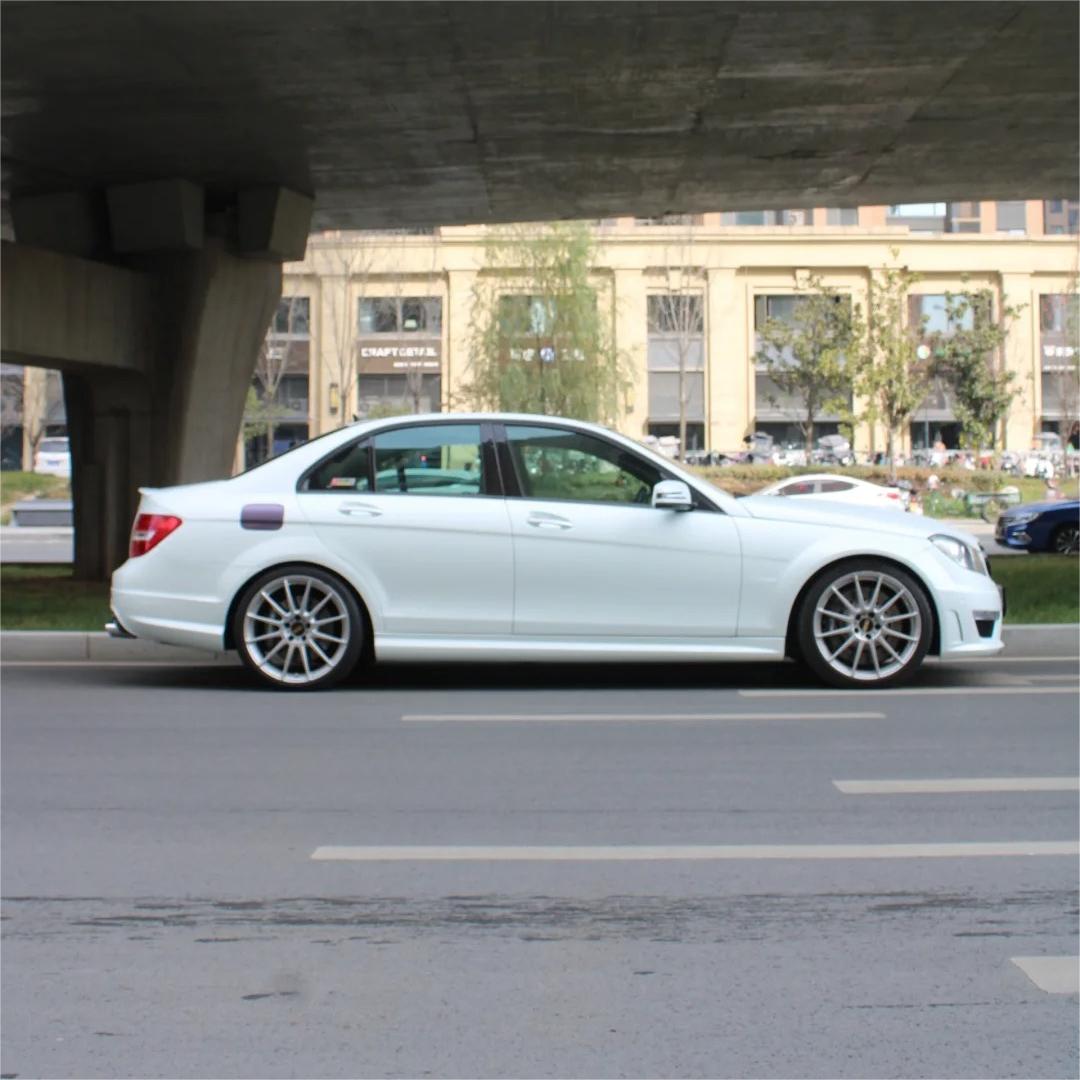 Matte Ultimate Flat Bluish White Car Vinyl Wrap product image 6 - Veloro matte vinyl wrap