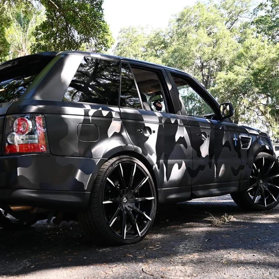Matte Camo Black 3D Ghost Camouflage Black PET product image 4 - Veloro matte vinyl wrap
