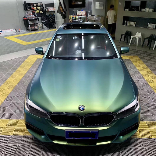 Matte Metallic Chameleon Green Car Vinyl Wrap product image 2 - Veloro color shift vinyl wrap