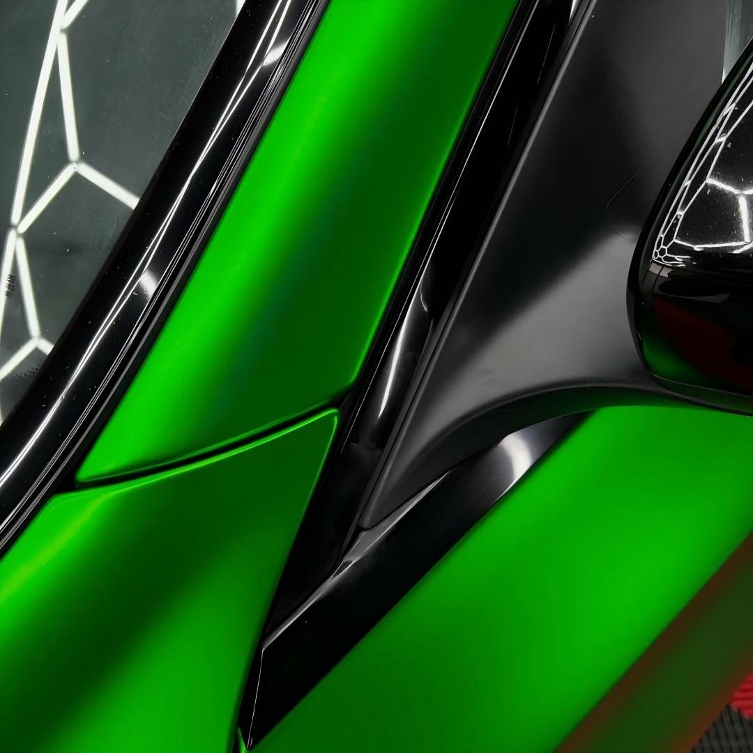 Matte Chrome Green Car Vinyl Wrap product image 5 - Veloro chrome vinyl wrap