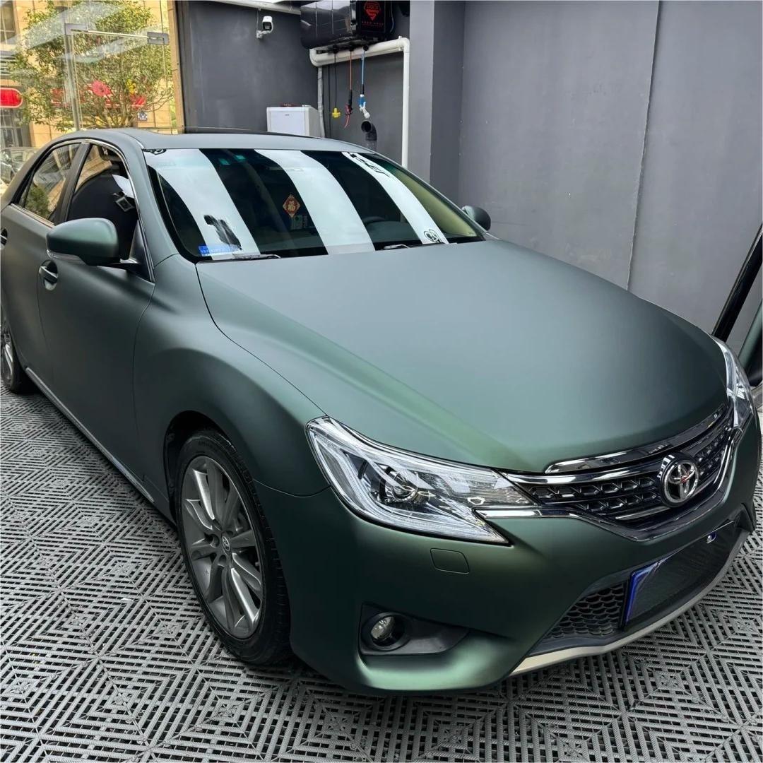 Matte Emerald Green Car Vinyl Wrap BWM I3 product image 13 - Veloro matte vinyl wrap